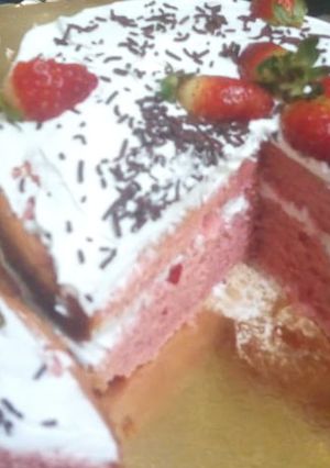 A picture of Strawberry chiffon.