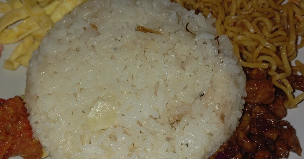 Nasi Uduk Rice Cooker