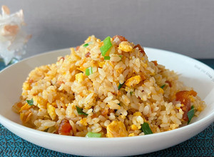 烏魚子炒飯 的食譜成品照片