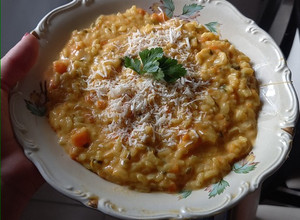Una foto de Risotto de calabaza vegetariano/vegano