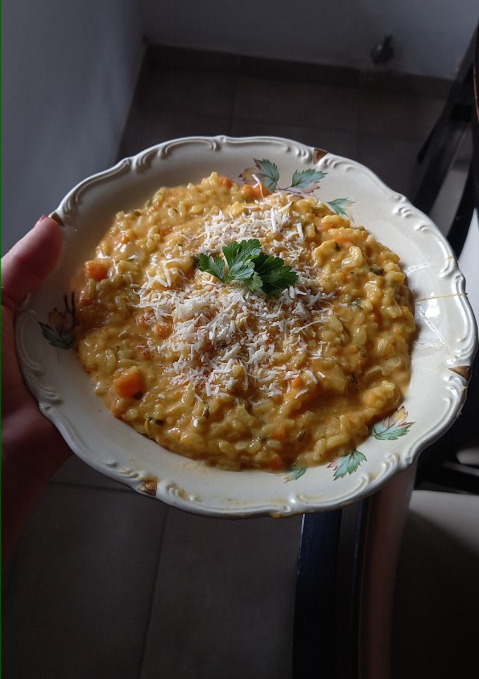 Una foto de Risotto de calabaza vegetariano/vegano