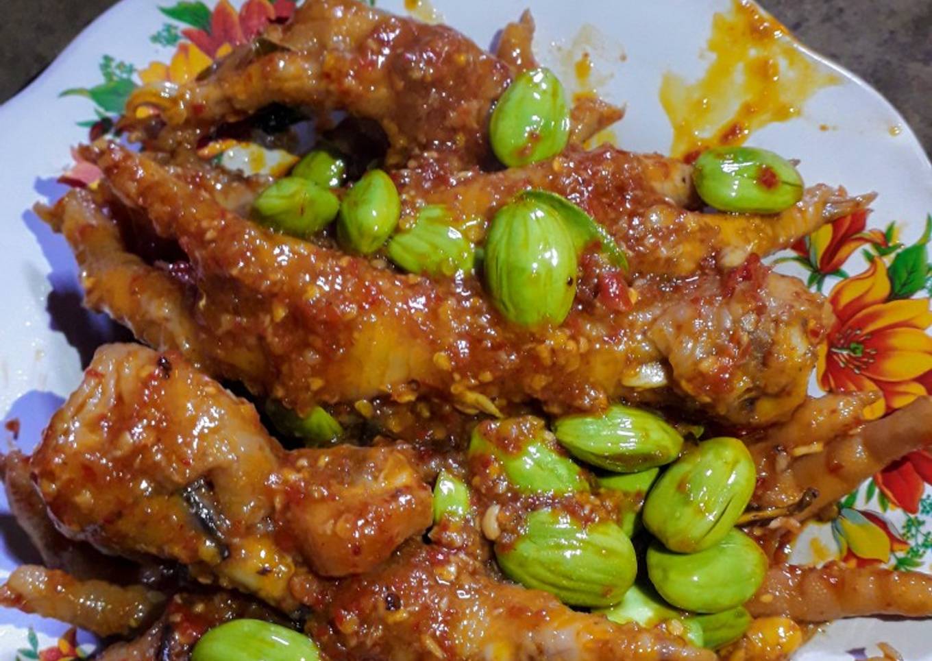 Ceker ayam mercon