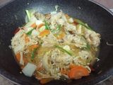 ต้มวุ้นเส้นใส่ไก่