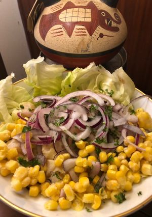 Una foto de Ceviche clásico peruano nivel imperdible!!! 🦀