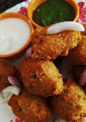 A picture of Dakor famous gota(pakoda).