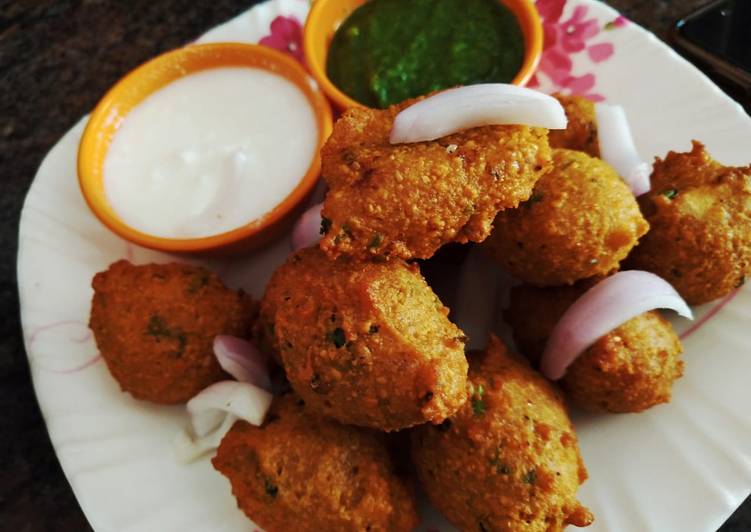 Steps to Make Any-night-of-the-week Dakor famous gota(pakoda)