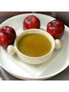 A picture of Apple Sauce.