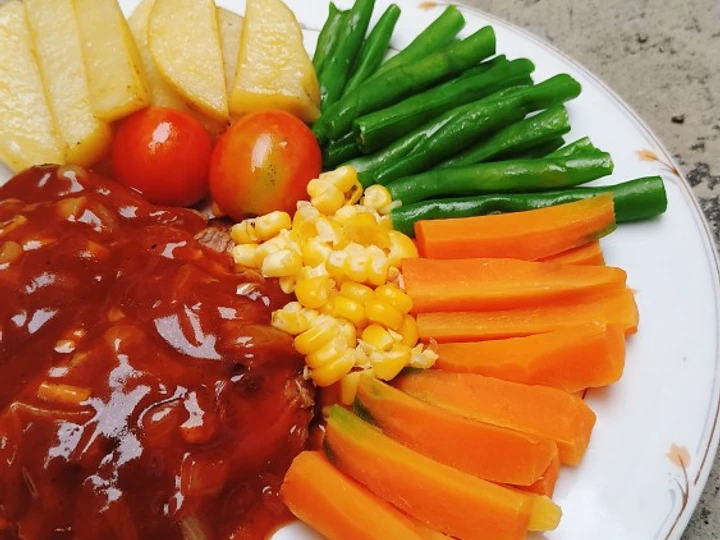 Langkah Mudah untuk Menyiapkan Resep Beef Steak with Barbeque Sauce yang Lezat Anti Ribet, Sempurna
