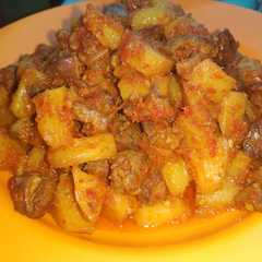 Ati kentang sambal merah রেসিপির প্রধান ছবি