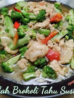 Foto resep 127.Cah Brokoli Tahu Susu