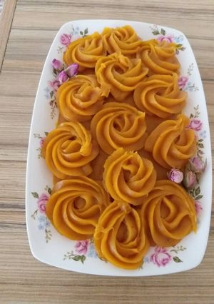 عکسی از دستور حلوای زعفرونی