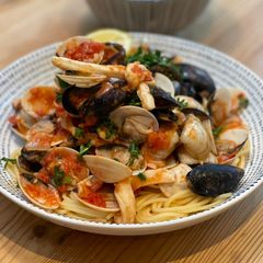 Mussels Pasta with tomato sauce A picture of Mussels Pasta with tomato sauce.