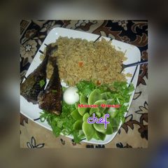 A picture of Jollof rice.