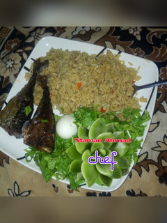 A picture of Jollof rice.
