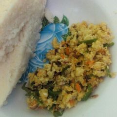 A picture of Ugali with scrumbled egg.
