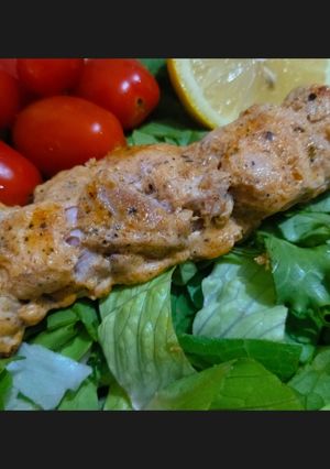 Φωτογραφία της συνταγής Καλαμάκι κοτόπουλο (σουβλάκια) στο φούρνο με μαρινάδα από γιαούρτι, σόγια και μπαχαρικά ✨