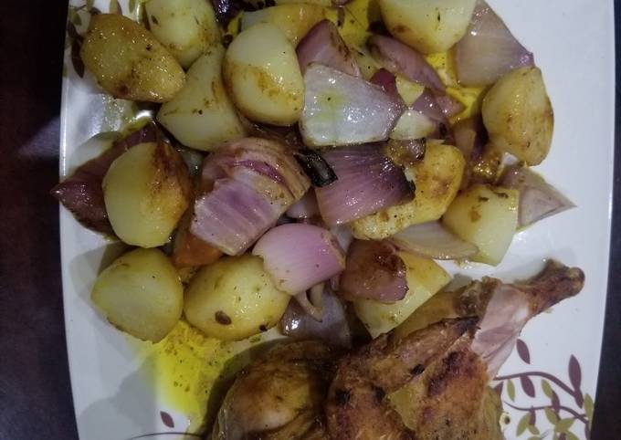 Potato lyonnaise with grilled chicken