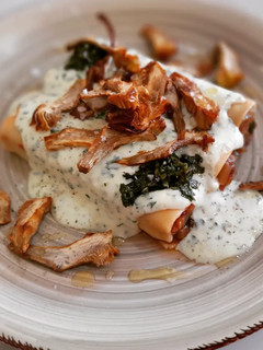 Una foto de Canelones de verduras con bechamel de pesto