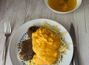 2 in 1: Marhahúsleves és vadas marha recept fotója