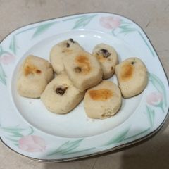Diet biscuits with raisens 🫓 🫓 A picture of Diet biscuits with raisens 🫓 🫓.