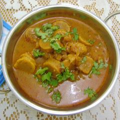 A picture of Gatte Ki Sabzi.