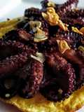 Pulpo a la plancha sobre tortilla de🍤langostinos...!