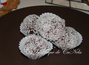 Foto principal de Brigadeiros o negrinhos (Dulces típicos de Brasil)