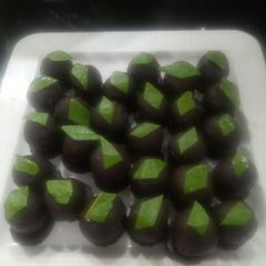 Chocolate Paan Balls A picture of Chocolate Paan Balls.