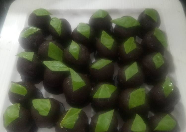 Recipe of Favorite Chocolate Paan Balls