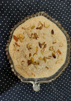 मीठा दूध का दलिया (Meetha doodh ka dalia recipe in hindi) रेसिपी मुख्य फोटो