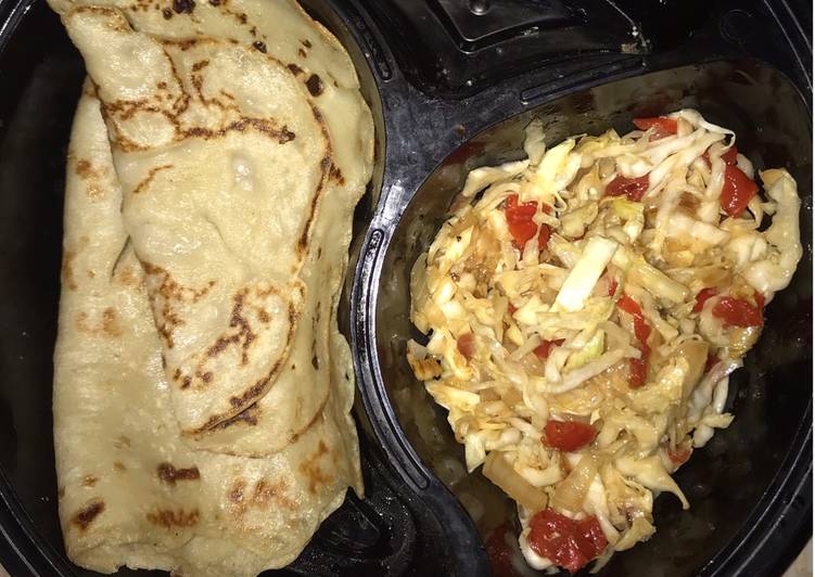 Crepes and cabbage sauce