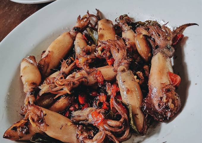 Resep Tumis Cumi Pedas Manis Sederhana Oleh Aliya Huzna V Cookpad