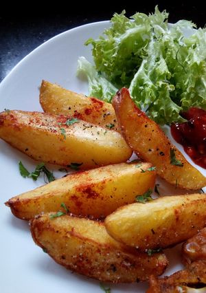 A picture of Potato Wedges#endofyearchallenge.