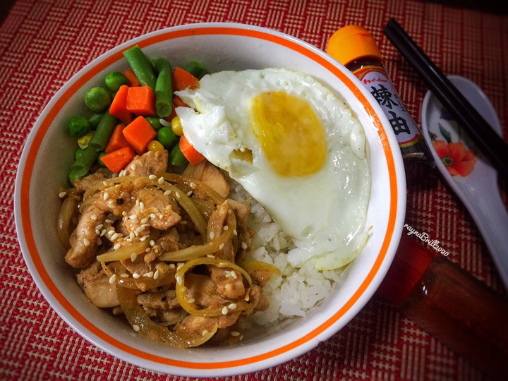 Langkah Mudah untuk Menyiapkan Rice Bowl Ayam Lada hitam yang Sempurna