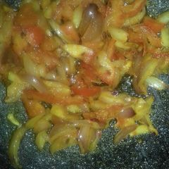 A picture of Onion Tomatoes veg.