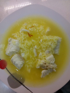 Una foto de Sopita de pescado y arroz