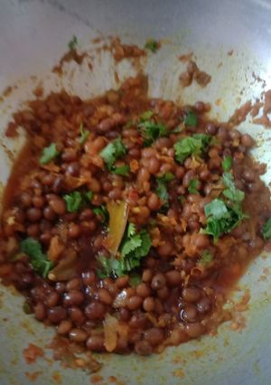 સૂકી તુવેર(Dry Tuvar Recipe In Gujarati) રેસીપી મુખ્ય ફોટો