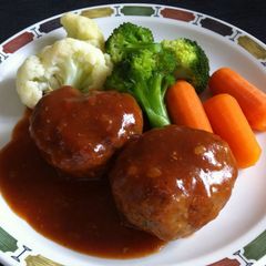 A picture of Stewed Hamburgers (Beef Patties).