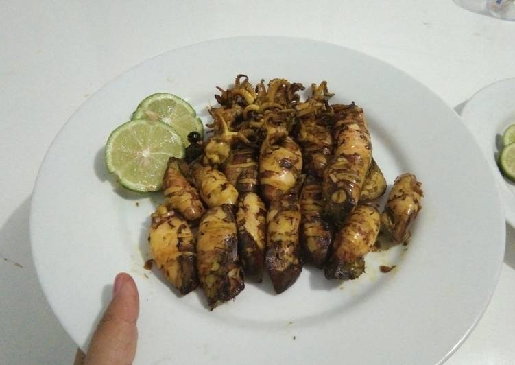 Bahan meracik Cumi bakar yang Bikin Ngiler