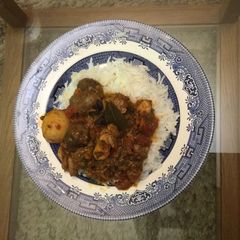 A picture of Succulent Tomato Potjie.