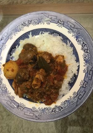 A picture of Succulent Tomato Potjie.
