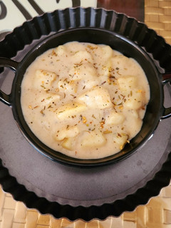 A picture of White sauce potatoes🥔.