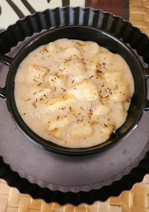 A picture of White sauce potatoes🥔.