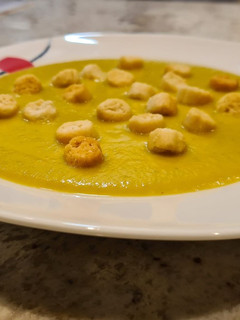 Una foto de Puré de puerros, judías verdes y calabaza