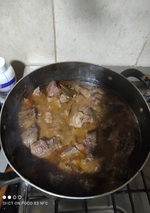 Una foto de Carne a la olla