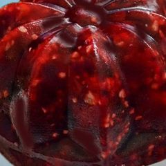 A picture of Cranberry gelatin.