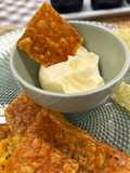 Crackers de queso cheddar con orégano en Airfryer