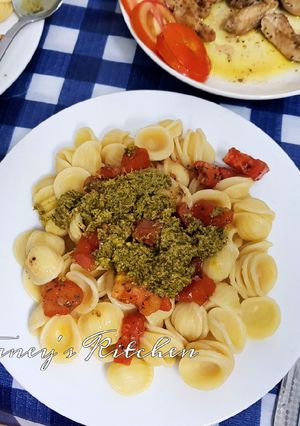 Hình của món Basil Pesto Pasta With Chicken.