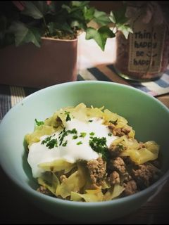 Schnelle Spitzkohl Pfanne mit Hackfleisch Rezepthauptbild