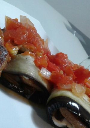 Una foto de Rolls de berenjenas